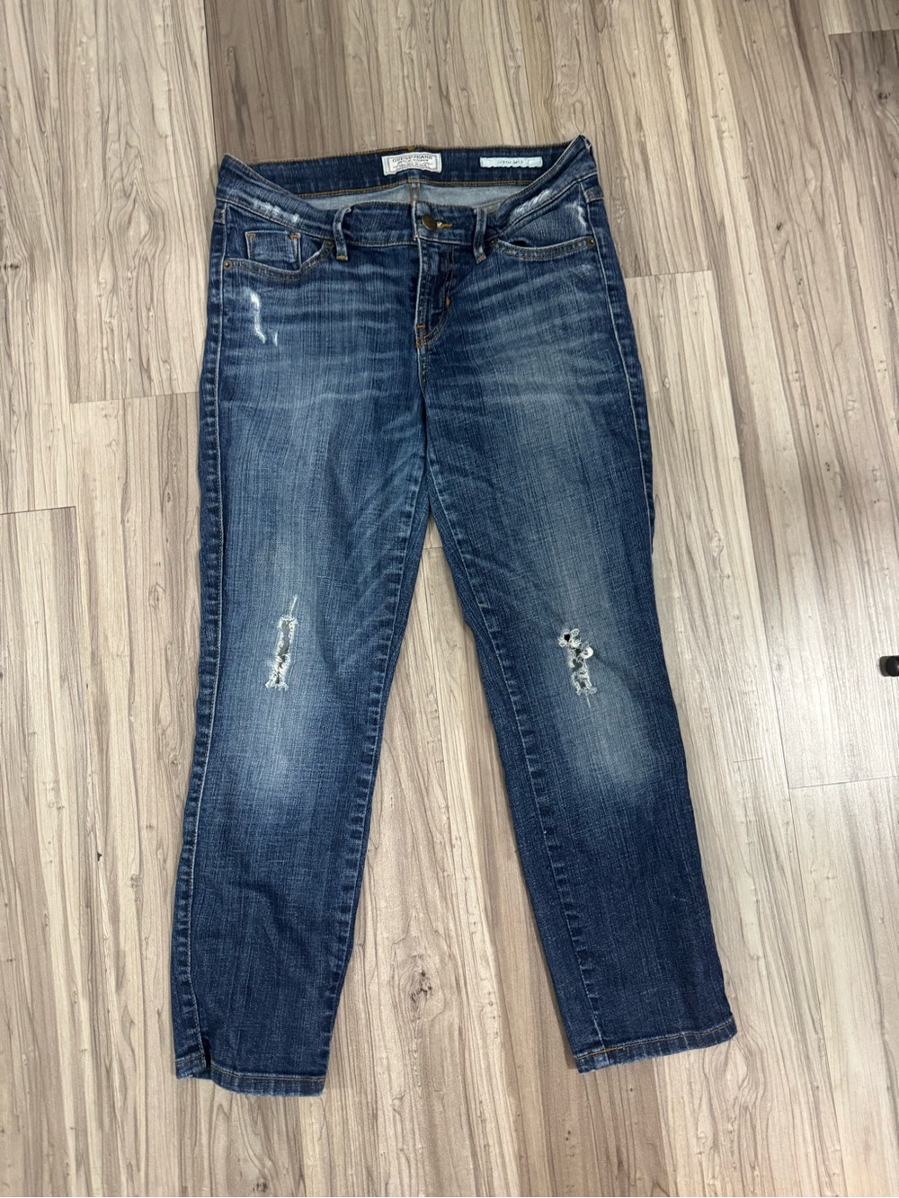 #12 Guess Crop Jeans Women’s Size 27